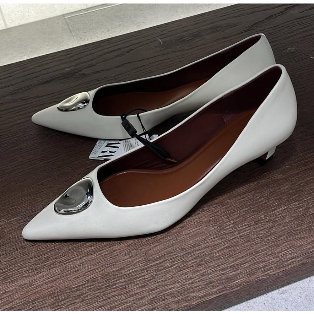 ZARA White Leather Cap Toe Heels NWT Silver Metal Pointed Pumps Size 8 - Picture 9 of 16